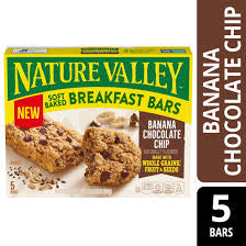 NATURE VALLEY SOFT BAKED BANANA CHOCOLATE CHIP BREAKFAST BARS  5 PACK 8.85 OZ (5-1.77 OZ BARS)