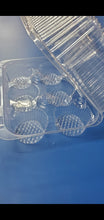 CLEAR HINGED CUPCAKE HOLDER  6CT